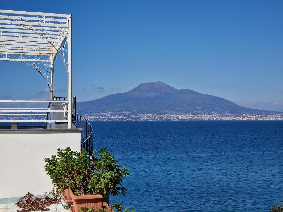 Vico Di Mare Apartment Vico Equense Exterior photo